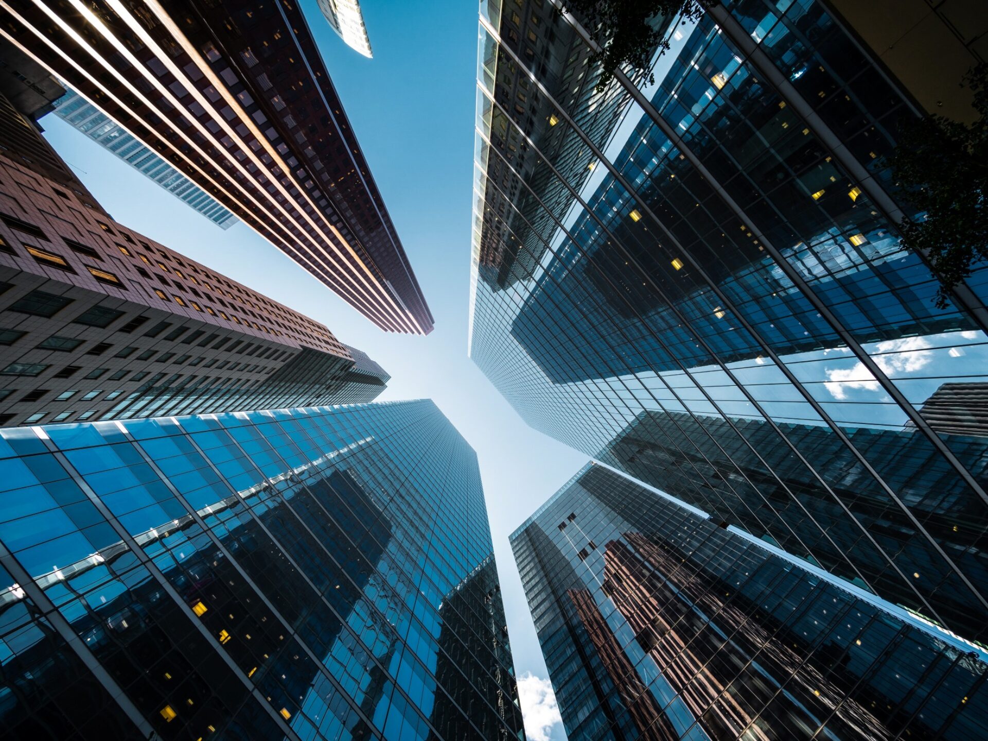 FINANCIAL & GEOPOLITICAL